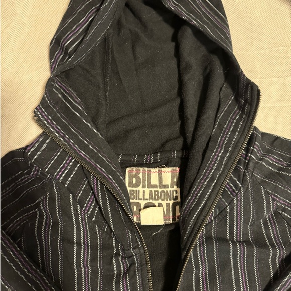 Pinstripe purple white and black billabong zip up hoodie - Picture 2 of 5